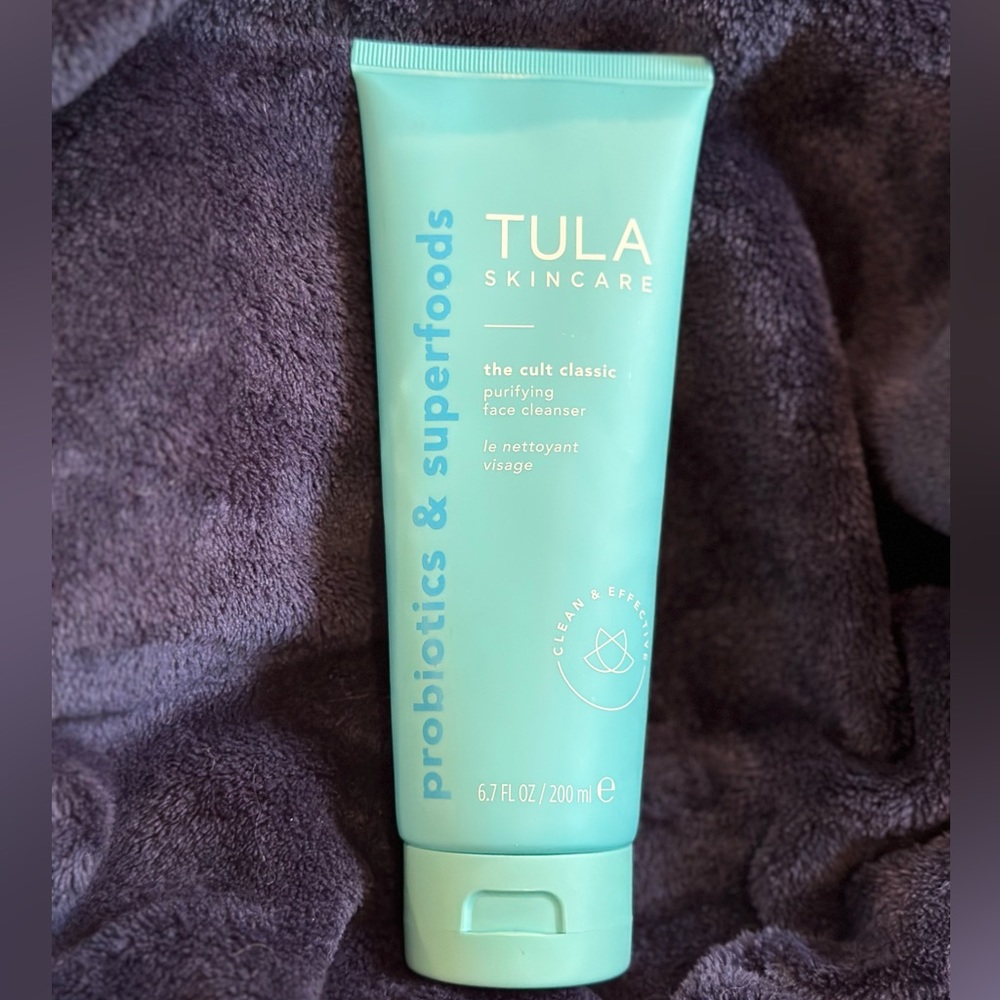 💙Tula - The Cult Classic Purifying Cleanser 6.7oz - (1/2 Full)